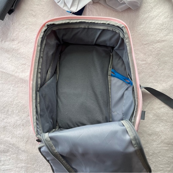 BAGSMART Camera Bag Backpack Case 13 Inch Laptop Pink Waterproof Rain Cover - Picture 7 of 10